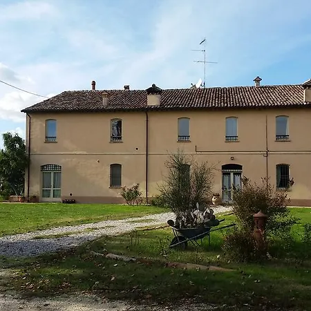 La Palazza Bed and breakfast Russi