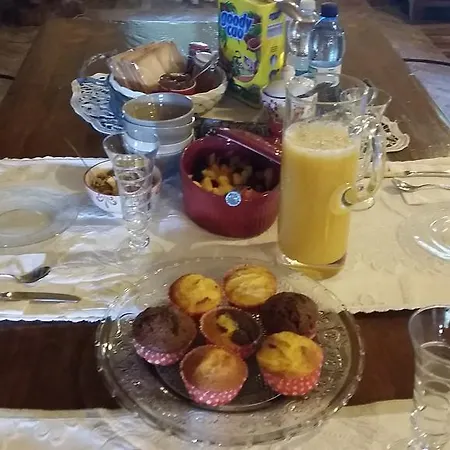 La Palazza Bed and breakfast 3*