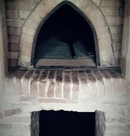 La Palazza ベッド・アンド・ブレックファスト ルッシ