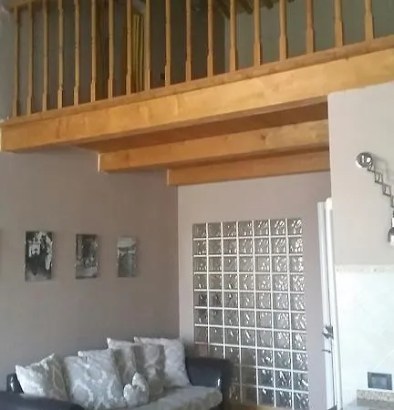 La Palazza Bed & Breakfast